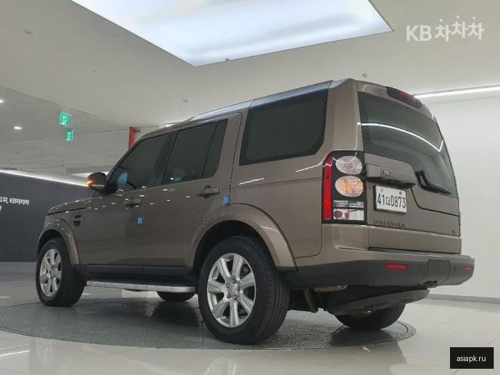 Land Rover Discovery 5