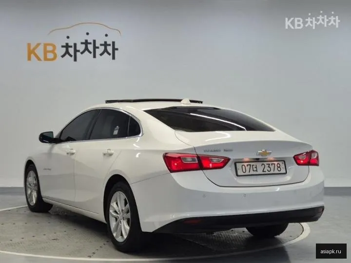 Chevrolet Malibu 2