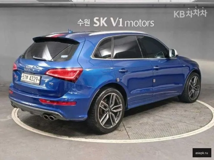 Audi SQ5 4
