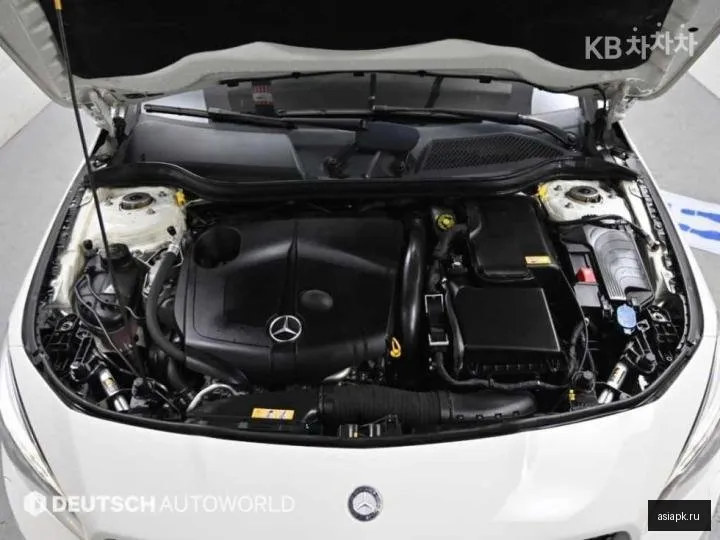 Mercedes-Benz CLA-Class 6