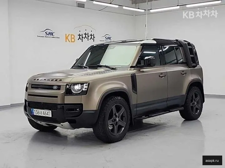 Land Rover Defender 2
