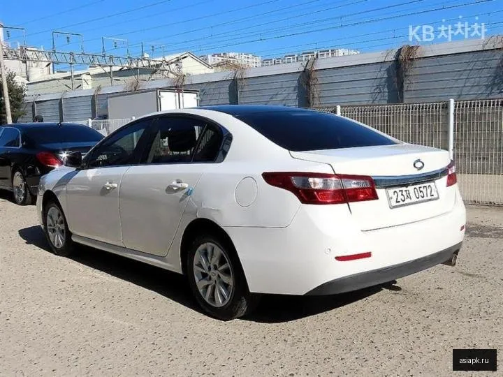 Renault Latitude 3