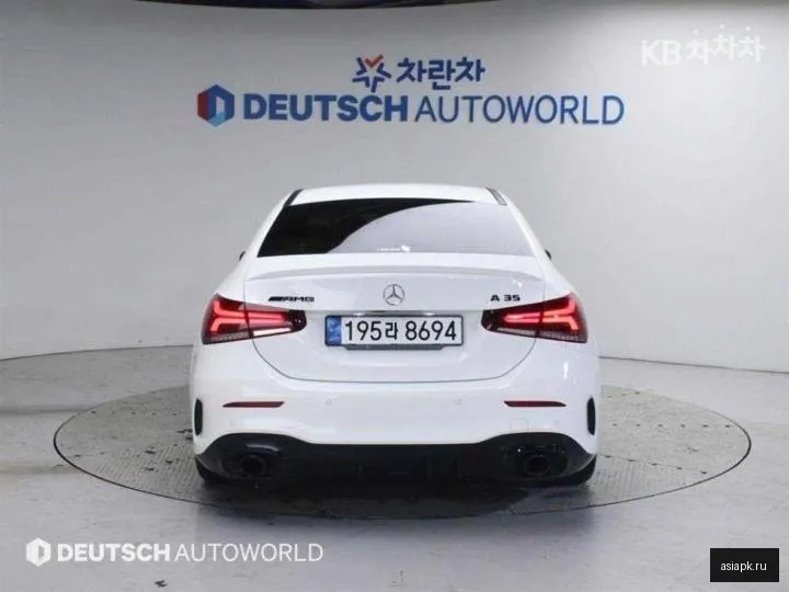 Mercedes-Benz A-Class 4