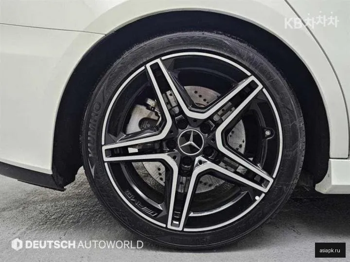 Mercedes-Benz A-Class 5