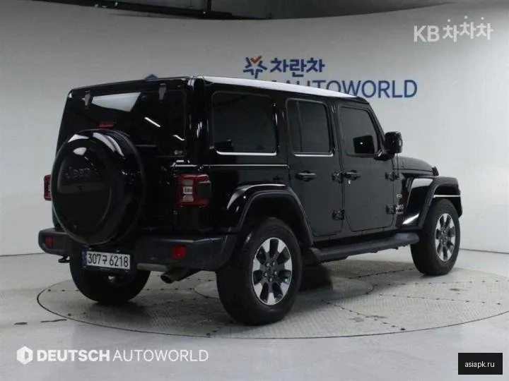 Jeep Wrangler 2