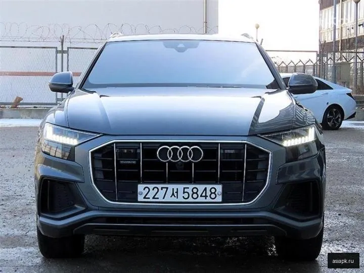Audi Q8