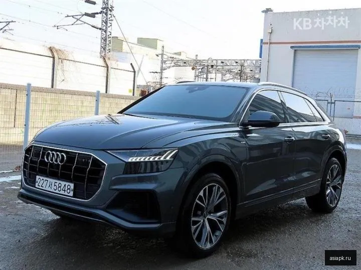 Audi Q8 2