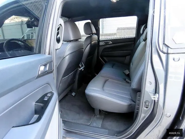 SsangYong Rexton 6