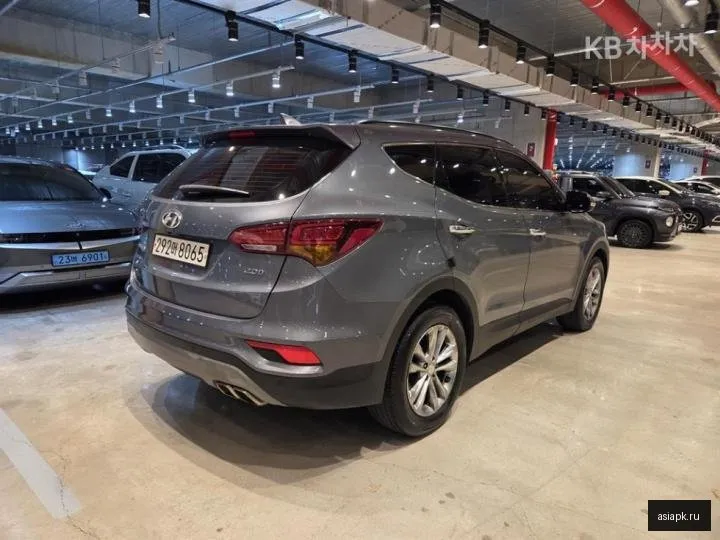 Hyundai Santa Fe 4