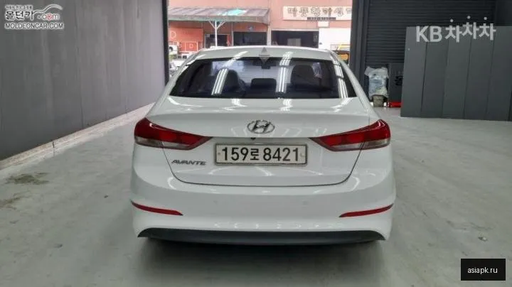 Hyundai Avante 4