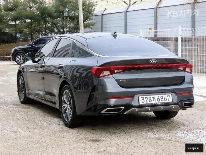 Kia K5 3