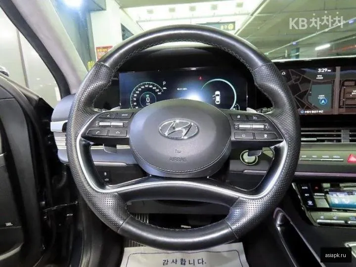 Hyundai Grandeur 6
