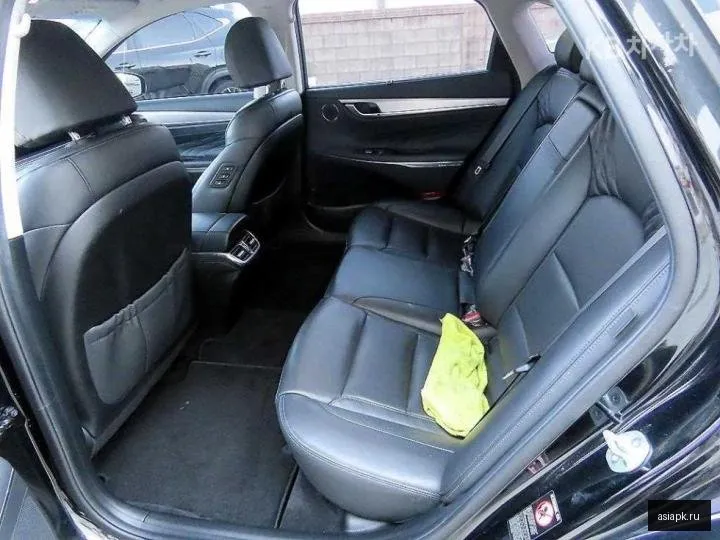 Hyundai Grandeur 6