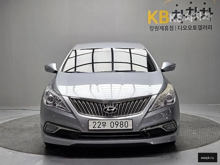 Hyundai Grandeur 3