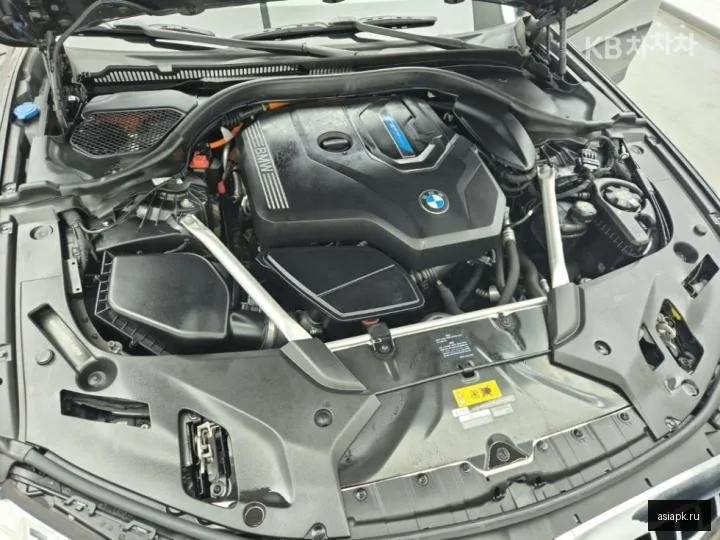 BMW 5-Series 6
