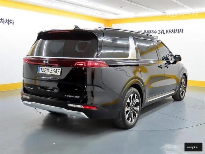 Kia Carnival 4