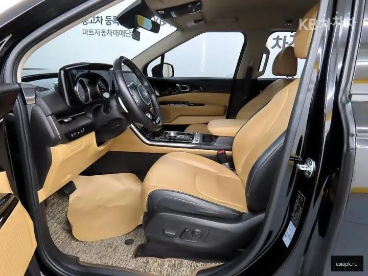 Kia Carnival 5