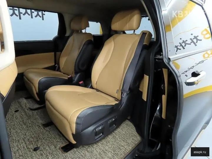 Kia Carnival 6