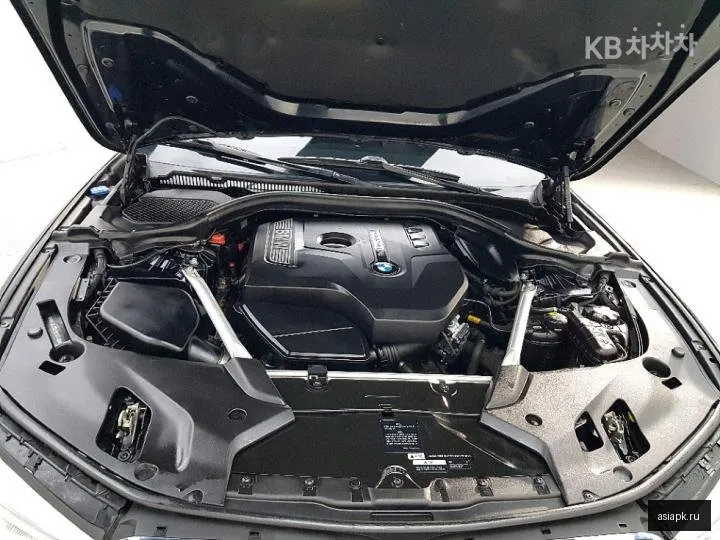 BMW 5-Series 6