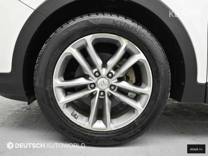 Hyundai Santa Fe 5