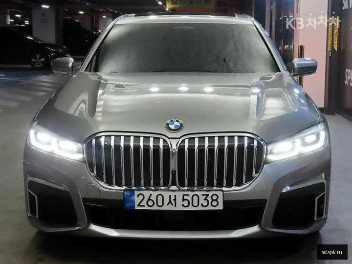 BMW 7-Series 2