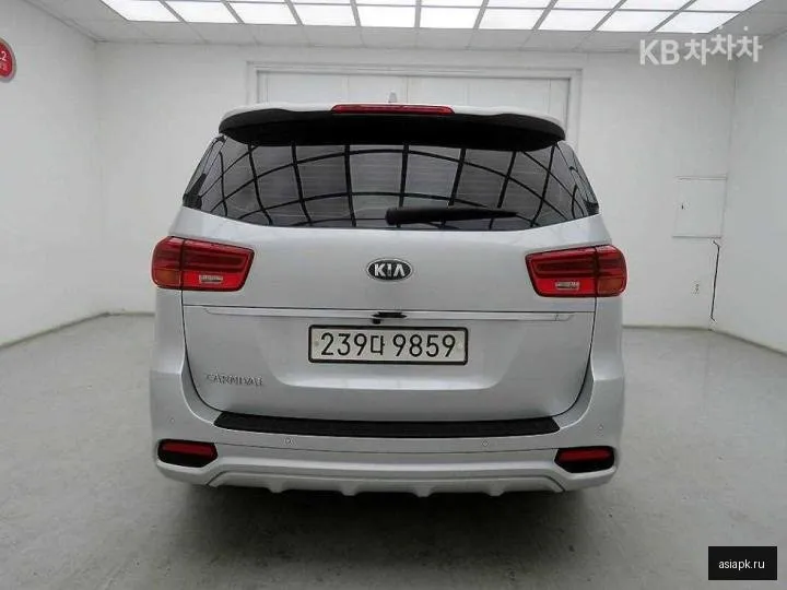 Kia Carnival 3
