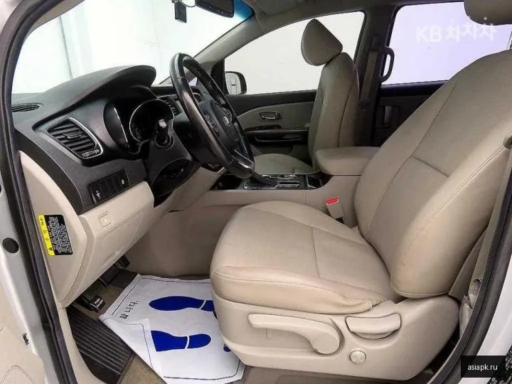 Kia Carnival 6