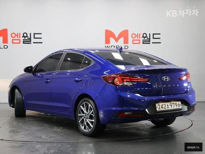 Hyundai Avante 4