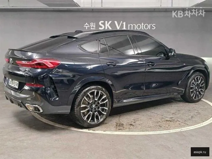 BMW X6 4