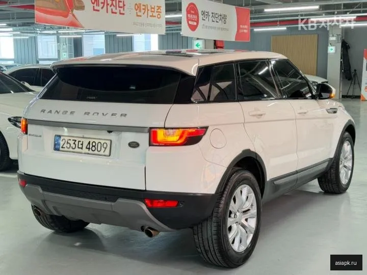 Land Rover Range Rover Evoque 4