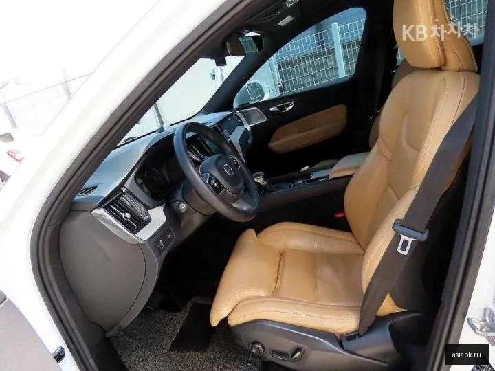 Volvo XC60 5
