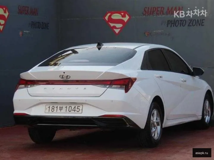Hyundai Avante 3