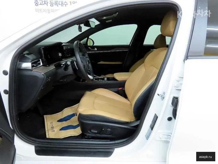 Kia K5 5