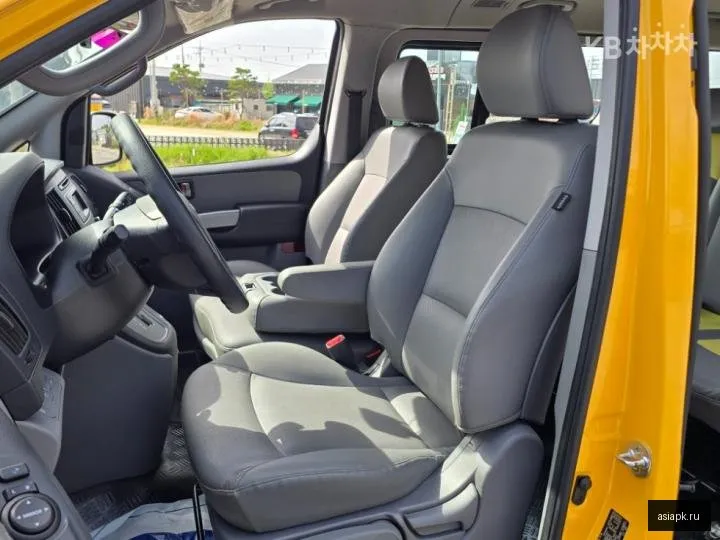 Hyundai Starex 5