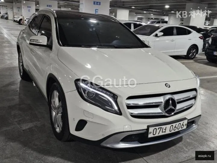 Mercedes-Benz GLA-Class