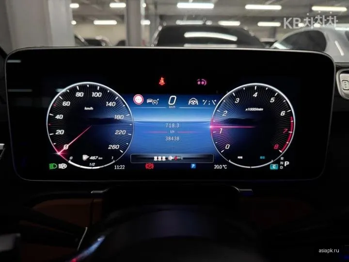 Mercedes-Benz S-Class 5