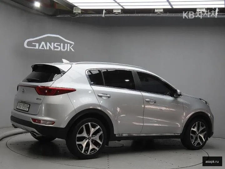 Kia Sportage 4