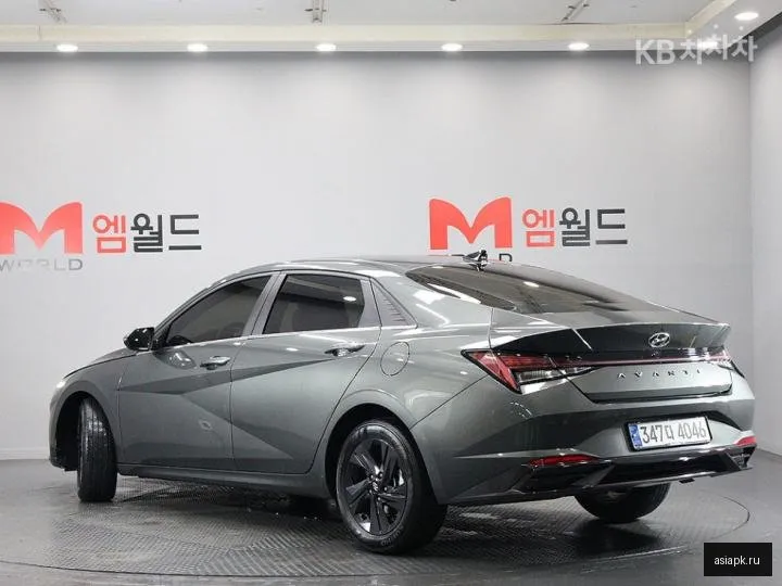 Hyundai Avante 4