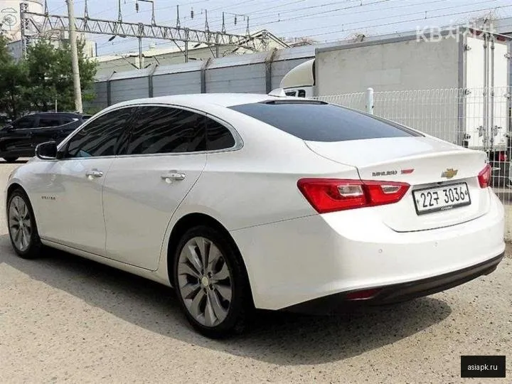 Chevrolet Malibu 3