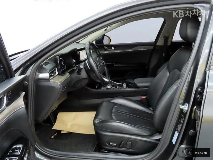 Kia K5 5