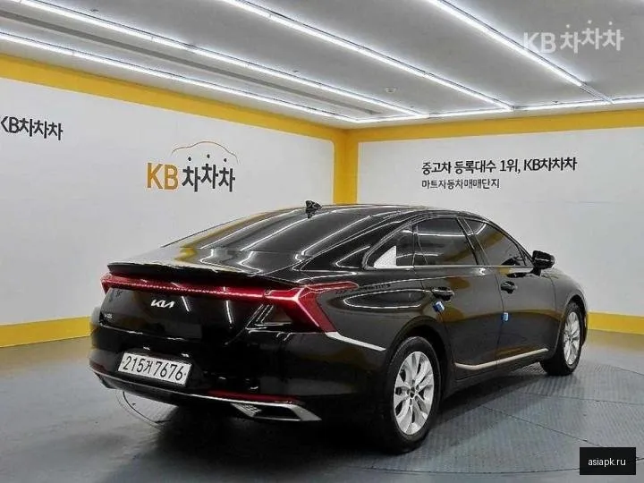 Kia K8 4