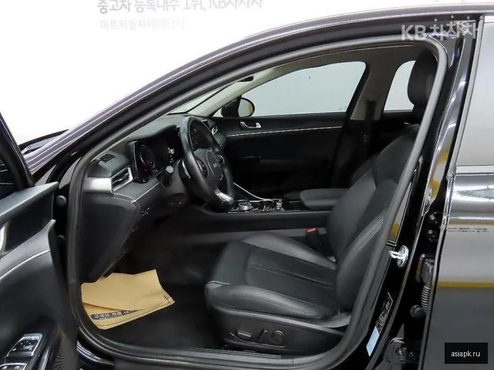 Kia K5 5