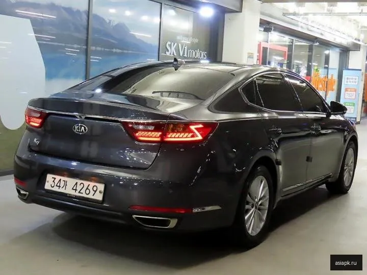 Kia K7 4