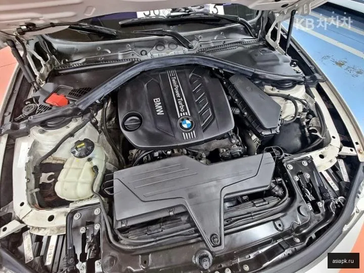 BMW 3-Series 6