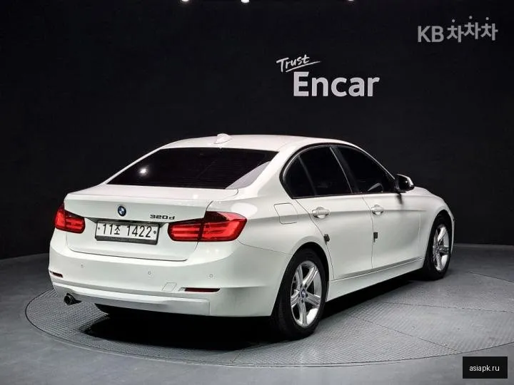 BMW 3-Series 4