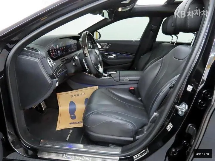 Mercedes-Benz S-Class 5