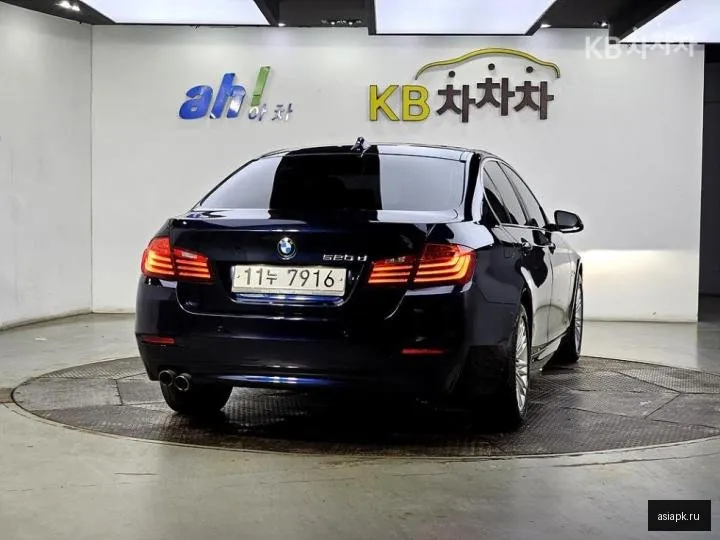 BMW 5-Series 3