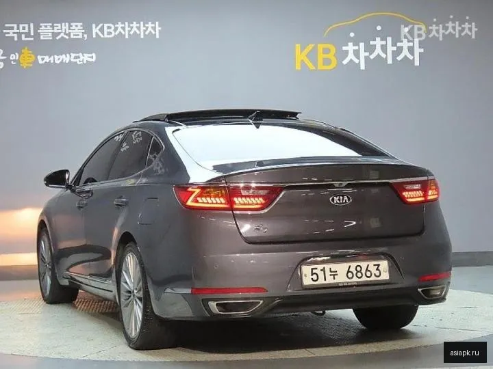 Kia K7 4
