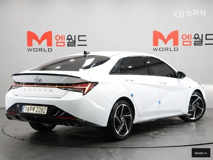Hyundai Avante 3