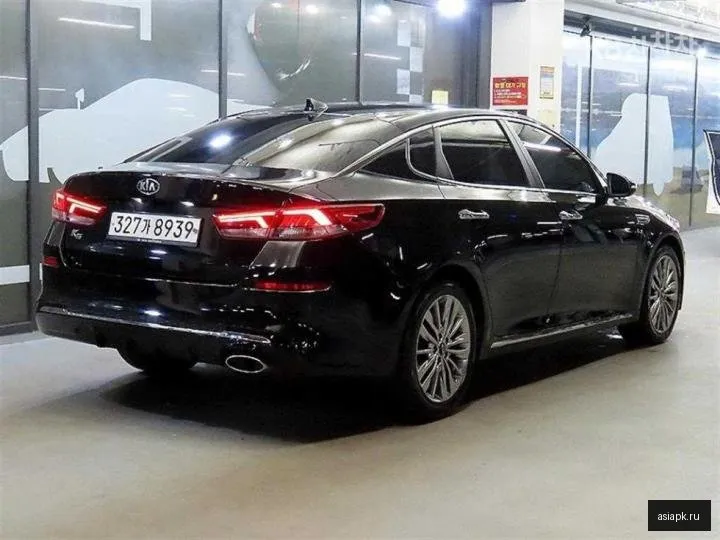 Kia K5 4